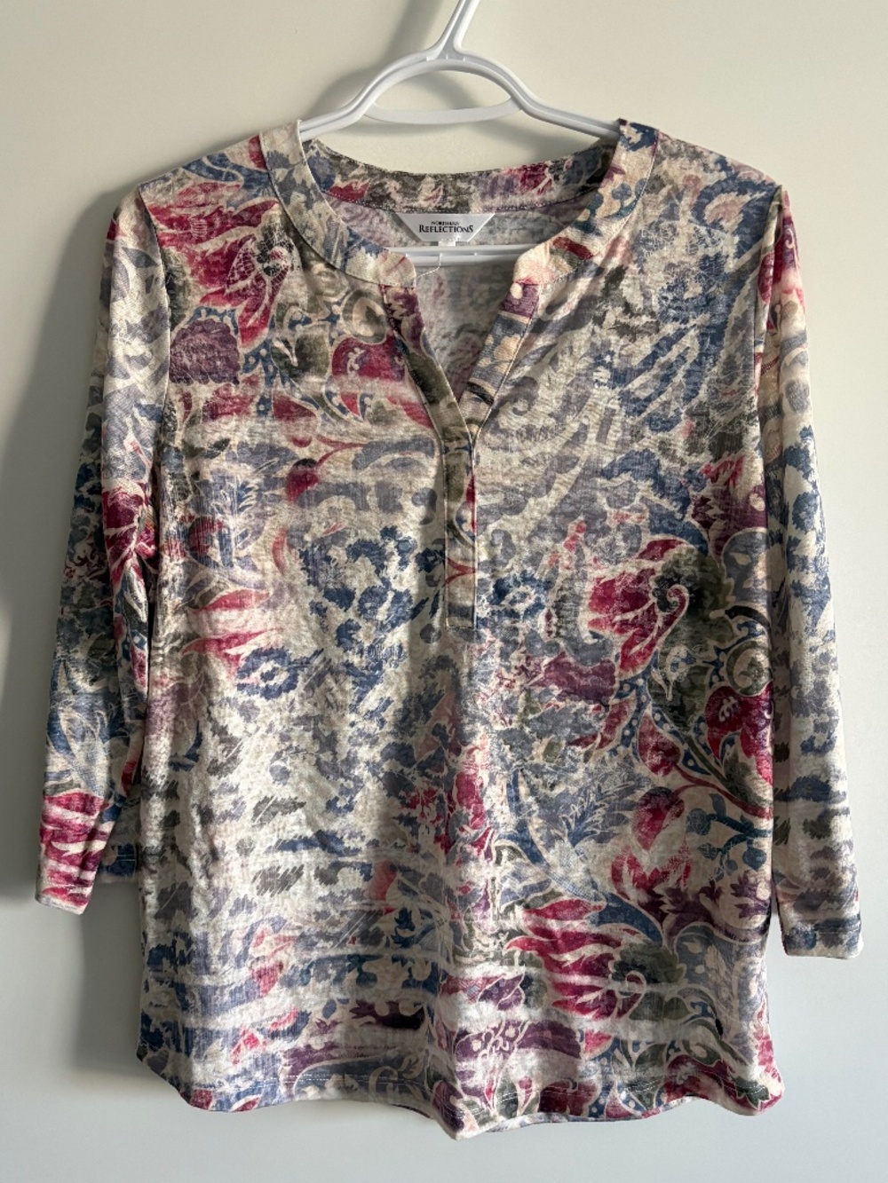 EUC Northern Reflections Women’s Burnout Top Multi-Coloured Floral Print Medium